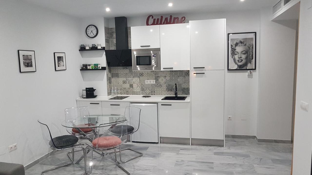 Appartamento Atocha 3 Málaga Esterno foto